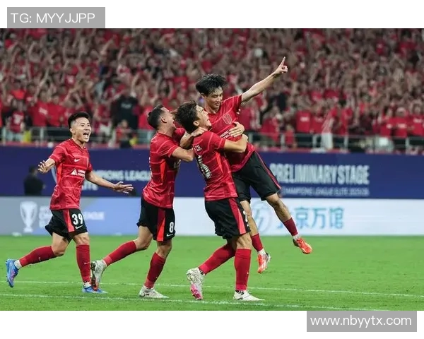 成都足球队的速度之谜揭秘：从训练到比赛的全景探索